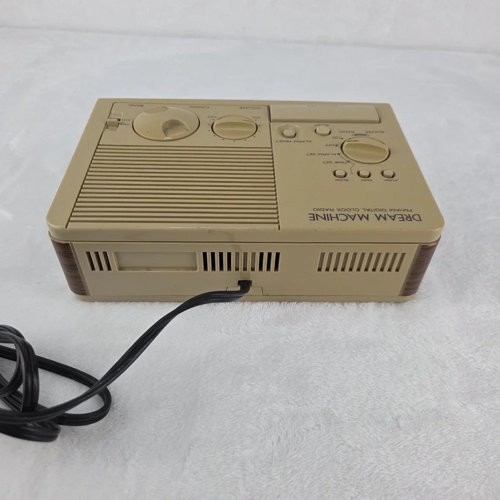 Vintage Sony Dream Machine ICF-C3W AM FM Digital Alarm Clock Radio Woodgrain